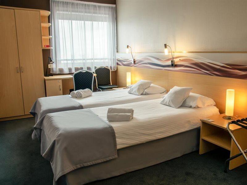 Quality Silesian Hotel Katowice Ngoại thất bức ảnh